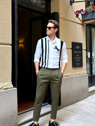 WHITE BLACK HORSE SHIRT